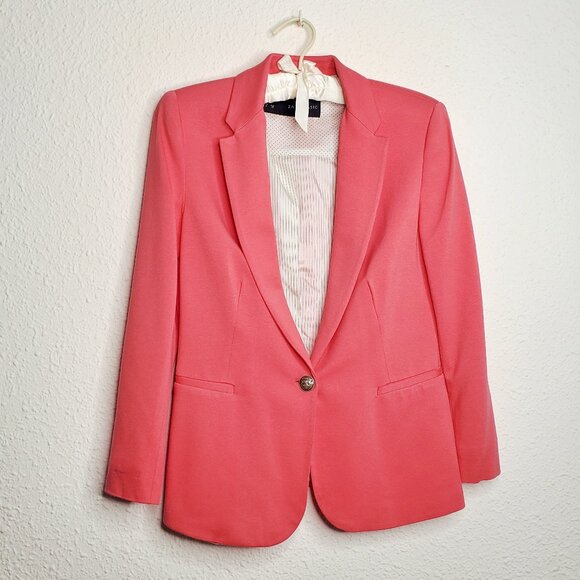 Zara Blazer with lining - Picture 1 of 14